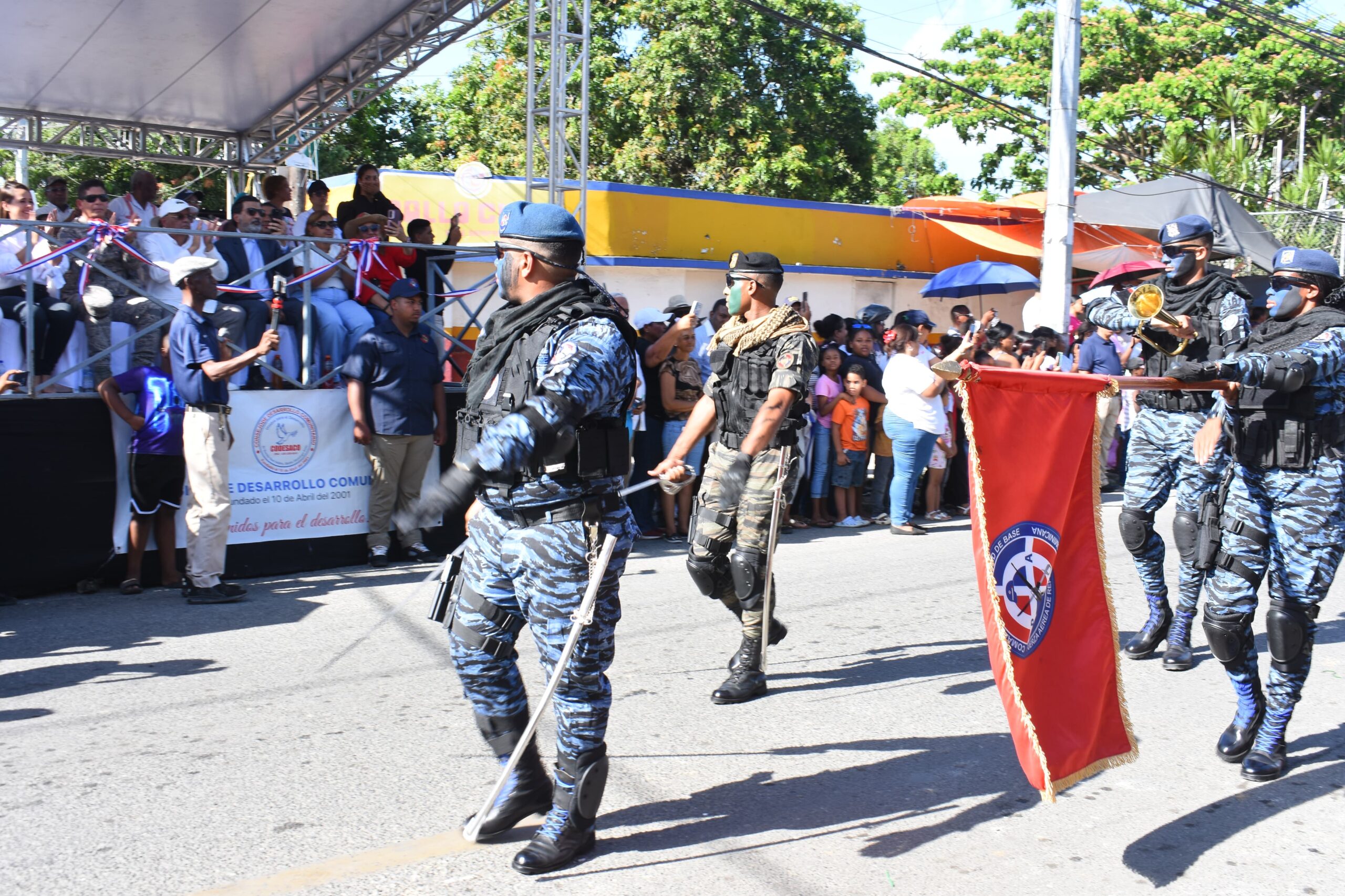 La Alcaldesa Wendy Cepeda y la Fuerza Aérea de República Dominicana encabezan exitoso Desfile Cívico-Militar dentro del reglón cultural de las Fiestas Patronales Fátima San Isidro 2026 junto a Autoridades Civiles y Militares.